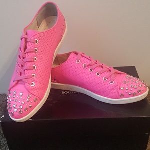 Boutique 9 Leather Sneaker